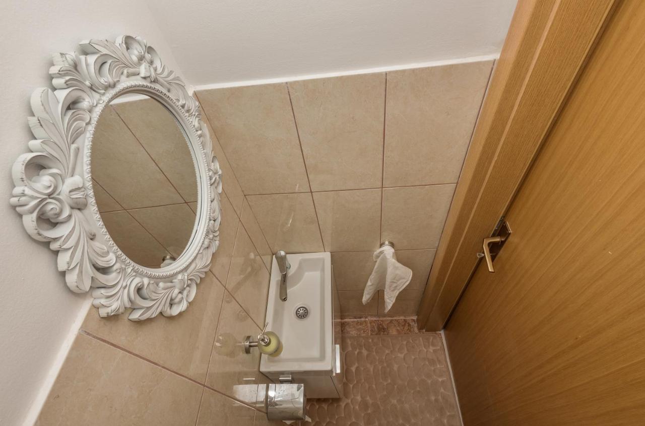 מאקרסקה Apartman Teta Jadre מראה חיצוני תמונה