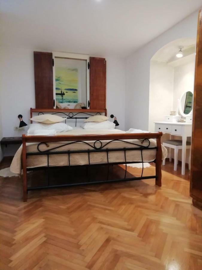 מאקרסקה Apartman Teta Jadre מראה חיצוני תמונה
